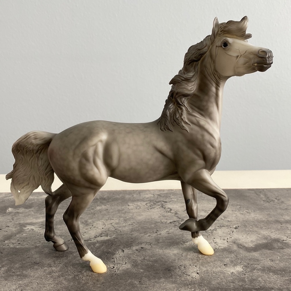 Breyer Retired Hwin